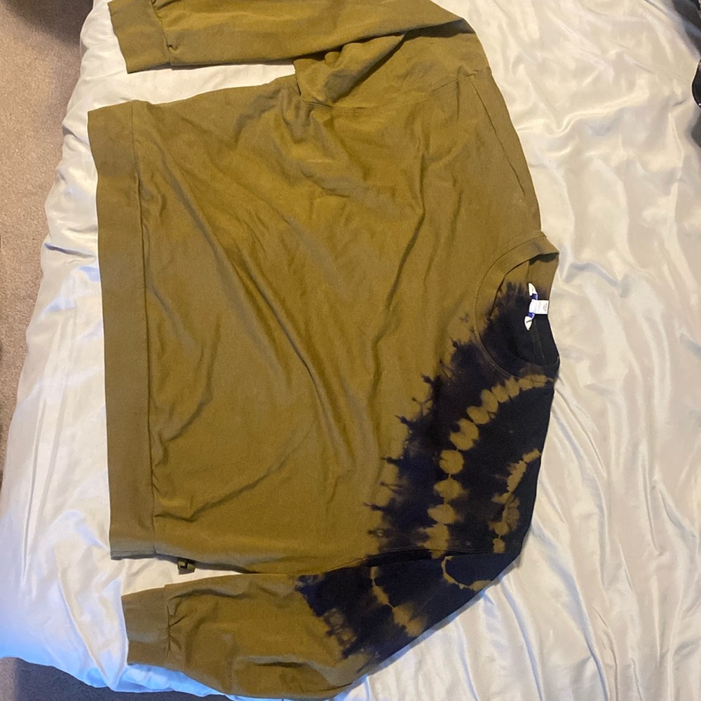 Joy Lab Tie-dye shirt